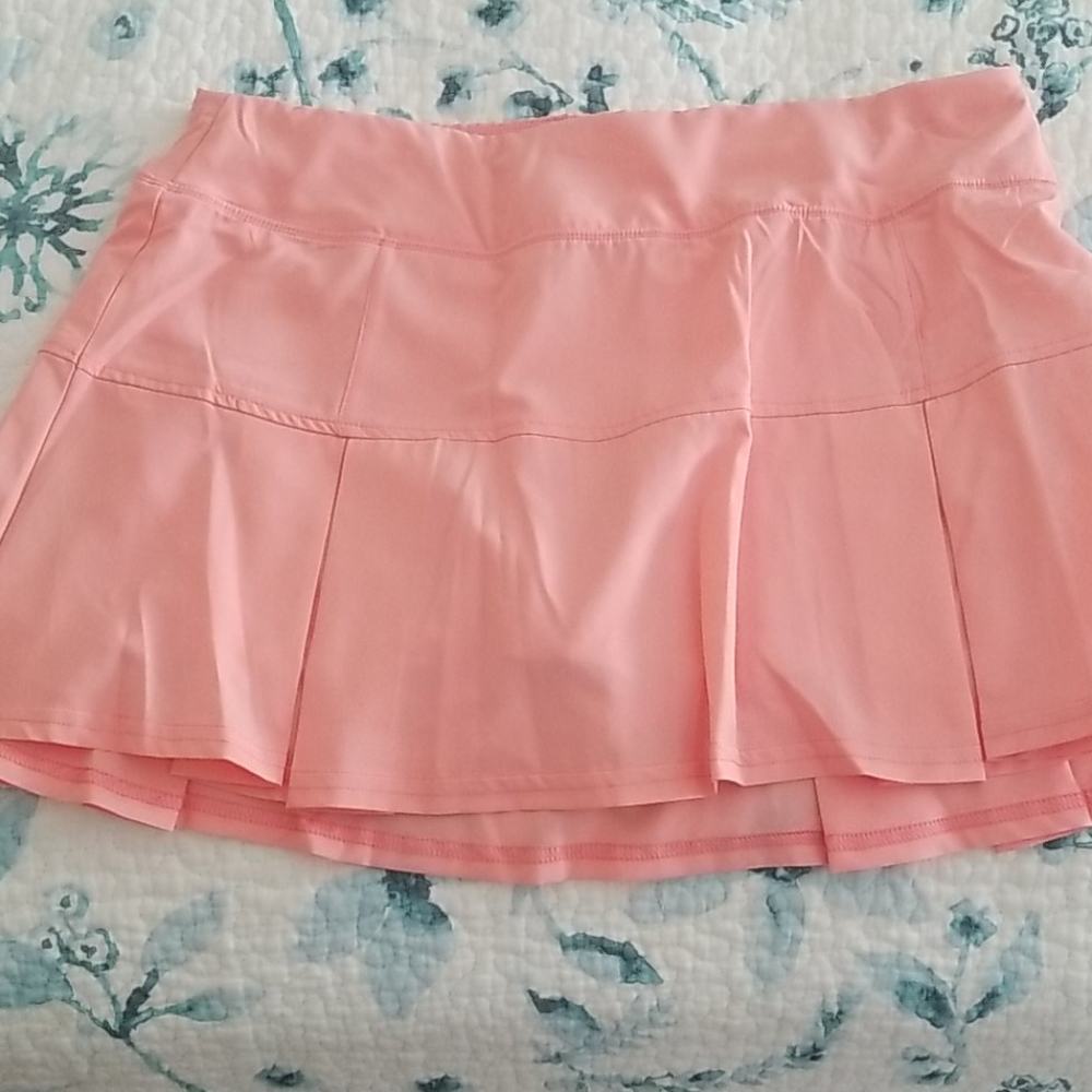 Women's pleated athletic skirt size M
